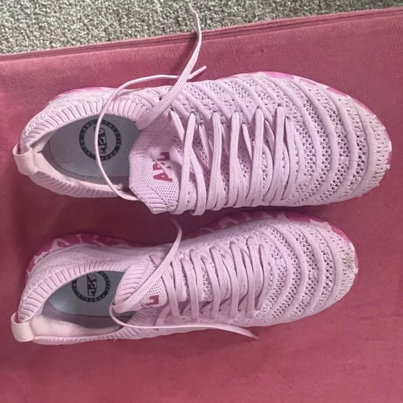 APL Women's TechLoom Wave Pink Leopard Size 7.5 - Picture 4 of 4